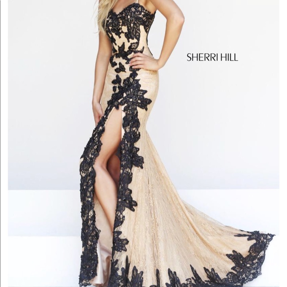 Sherri Hill prom dress